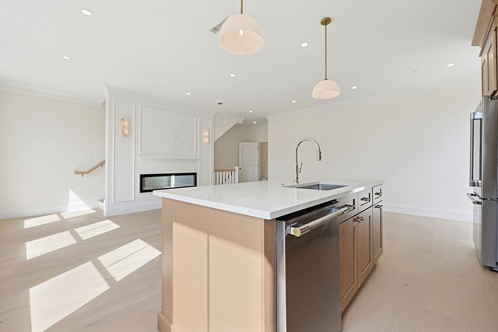 Property Photo: 257R Market Street A MA 02135
