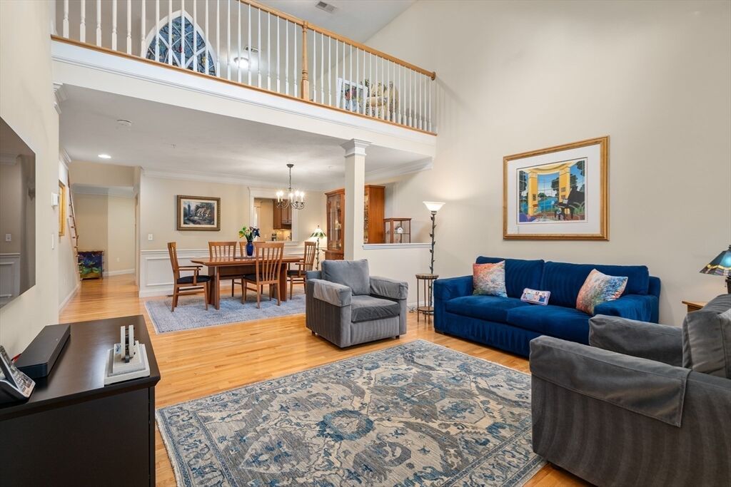 Property Photo:  32 Old Framingham Rd 41  MA 01776 