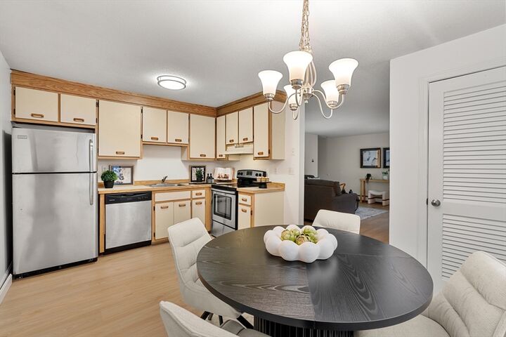 Property Photo:  1720 Skyline Drive 15  MA 01854 