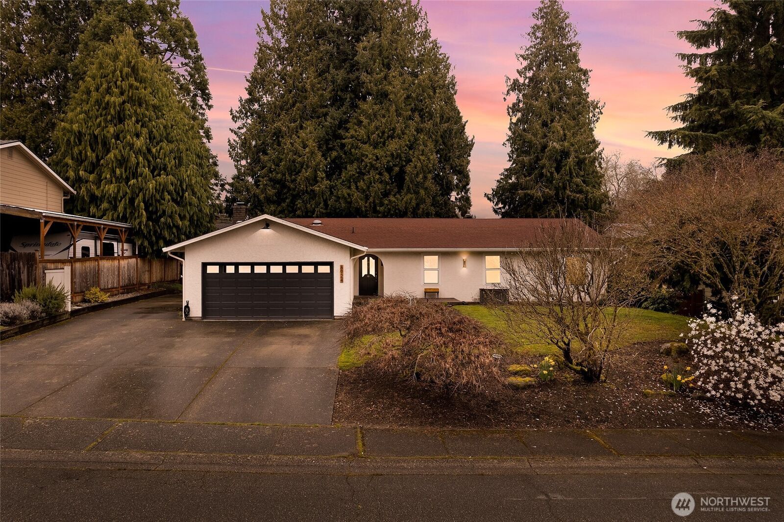 Property Photo:  8924 NE 191st Place  WA 98011 