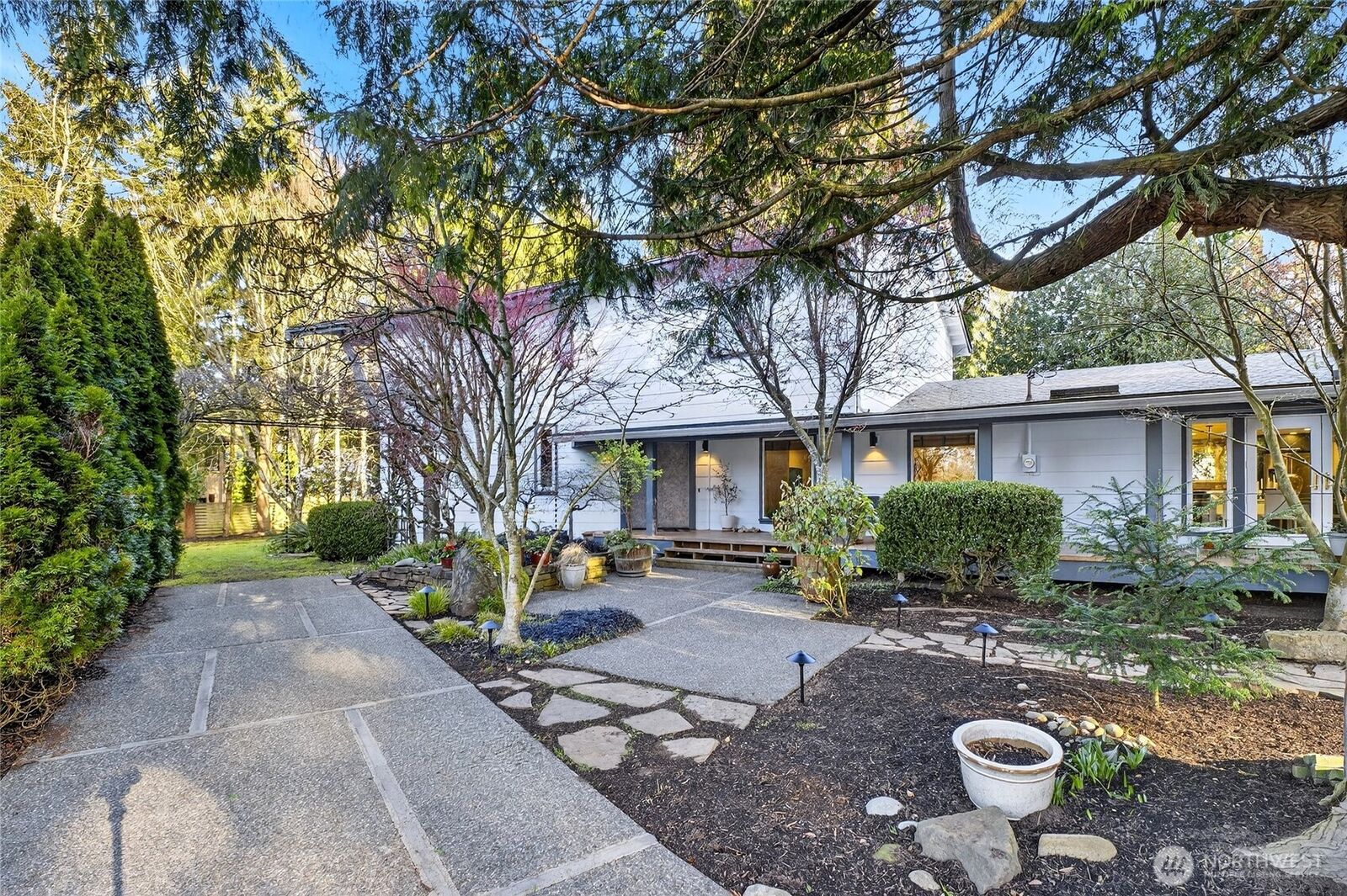 Property Photo: 11223 109th Avenue NE WA 98033