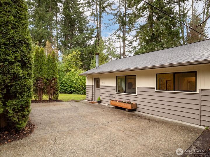 Property Photo: 22511 96th Avenue W WA 98020