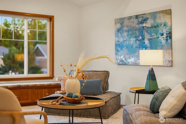 Property Photo: 4727 245th Lane SE WA 98029