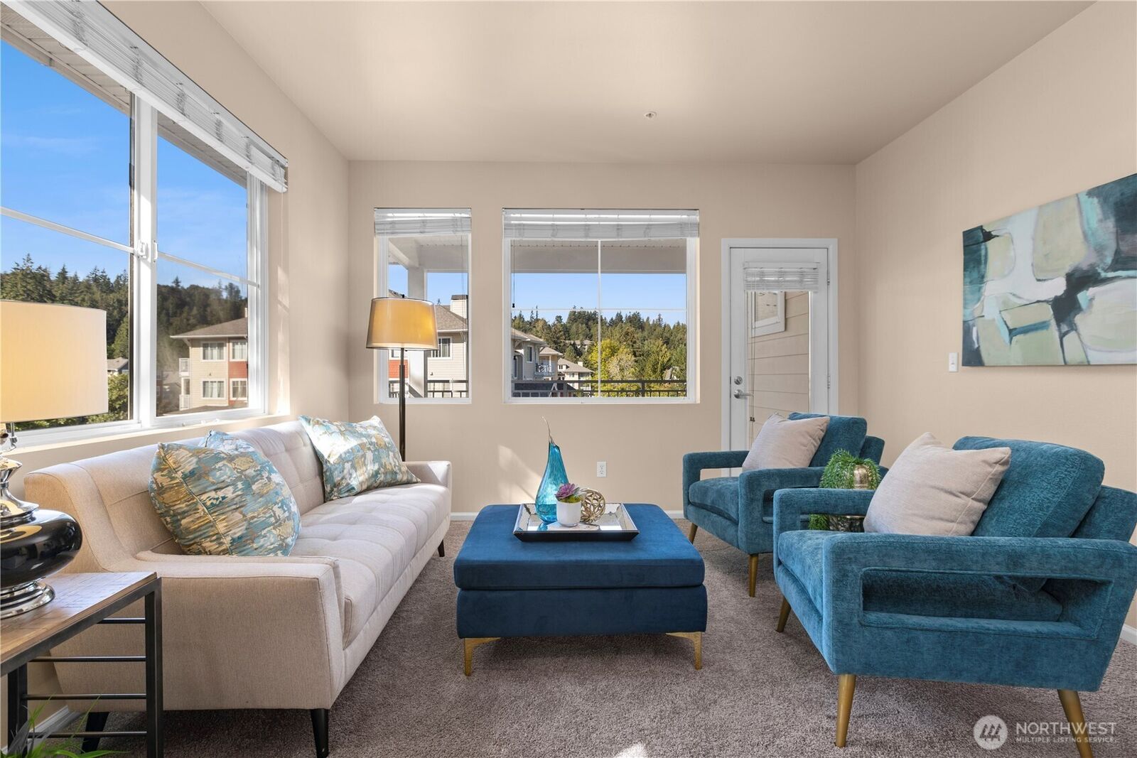 Property Photo: 503 225th Lane NE F306 WA 98074