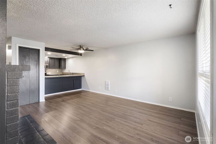 Property Photo:  6904 NE 43rd Street F  WA 98661 
