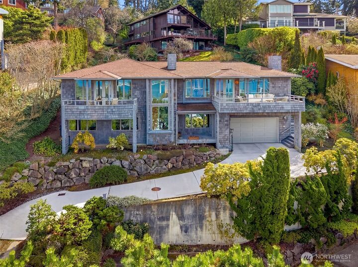 Property Photo: 2800 68th Avenue SE WA 98040