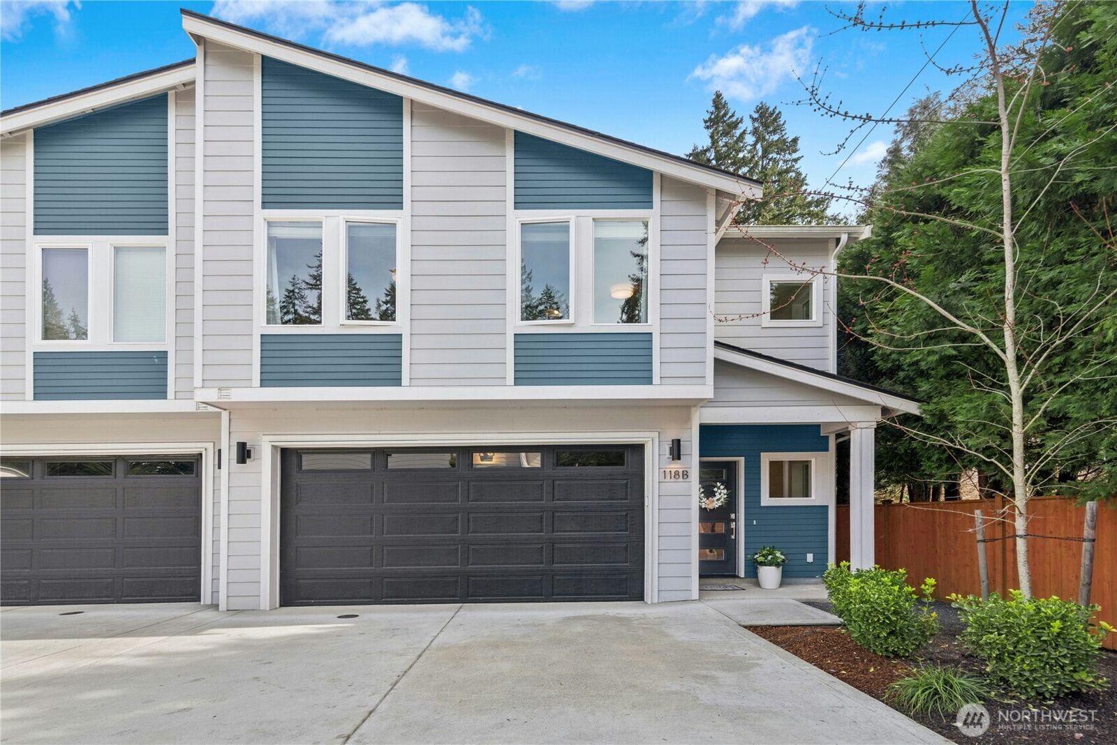 Property Photo: 118 171st Place SW B WA 98012