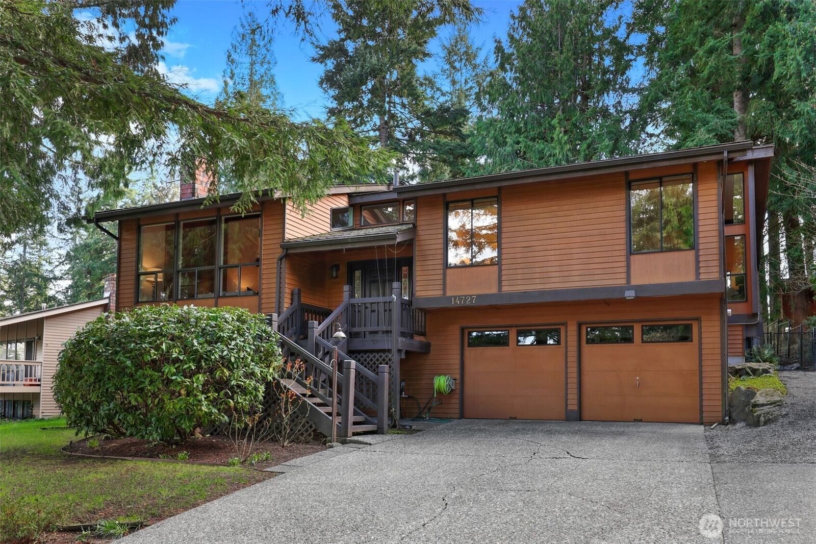 Property Photo: 14727 SE 145th Place WA 98059