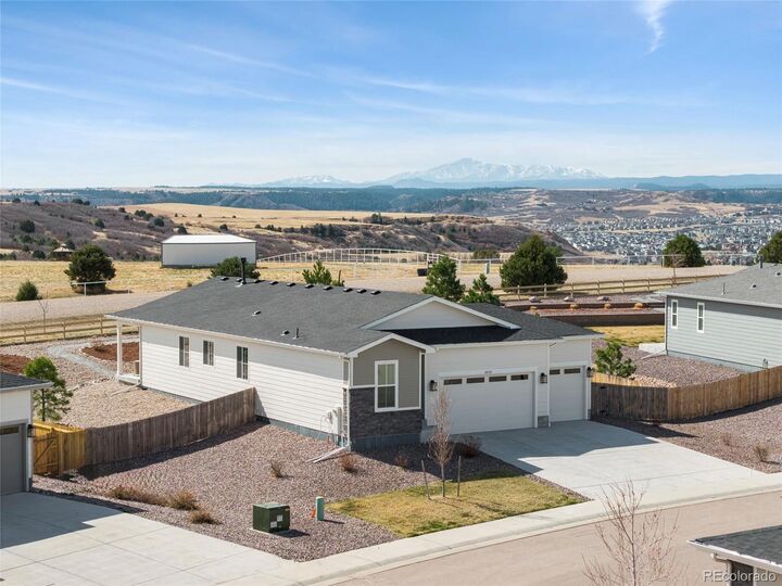 Property Photo:  4020 Castle Vista Lane  CO 80104 