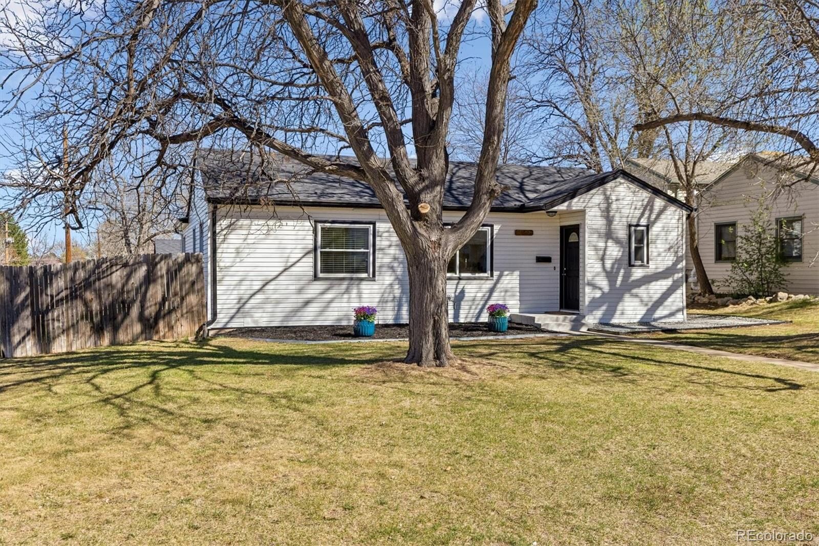 Property Photo:  3402 S Elm Street  CO 80222 