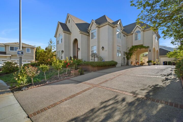 Property Photo:  44450 Cavisson Court  CA 94539 