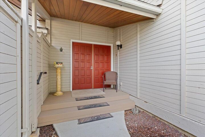 Property Photo:  1316 E 56th Ave  WA 99223 