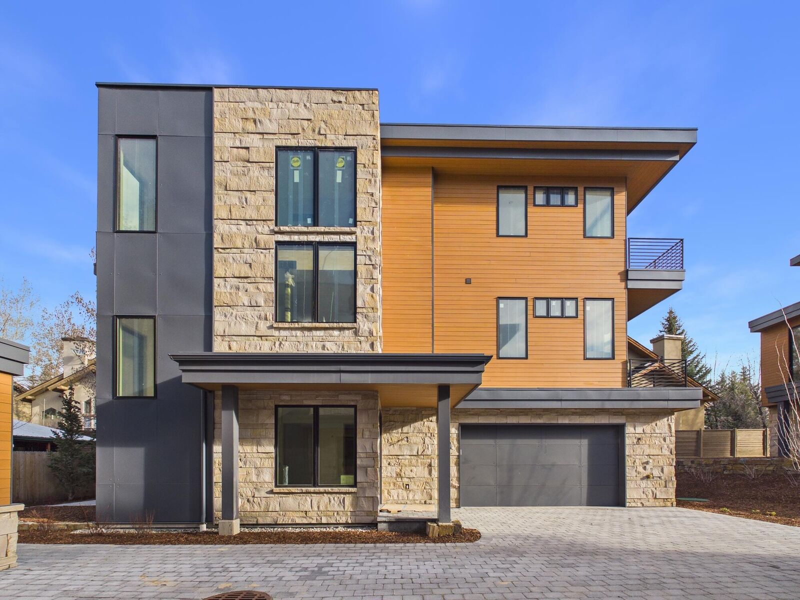 Property Photo:  220 Bird Dr C  ID 83340 