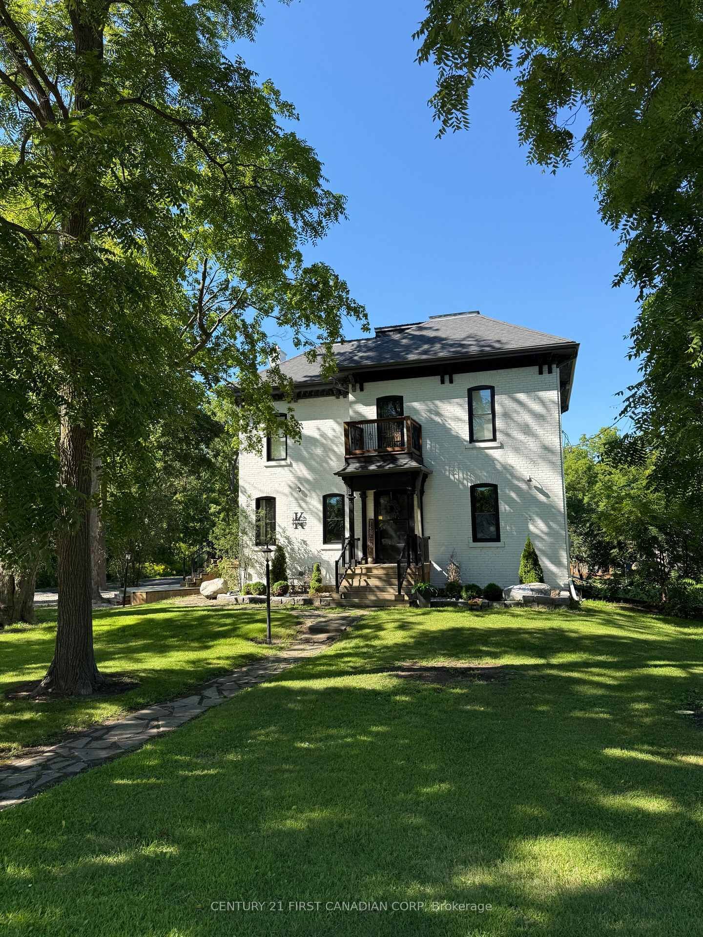 Property Photo:  46254 New Sarum Line  ON N5P 3S7 