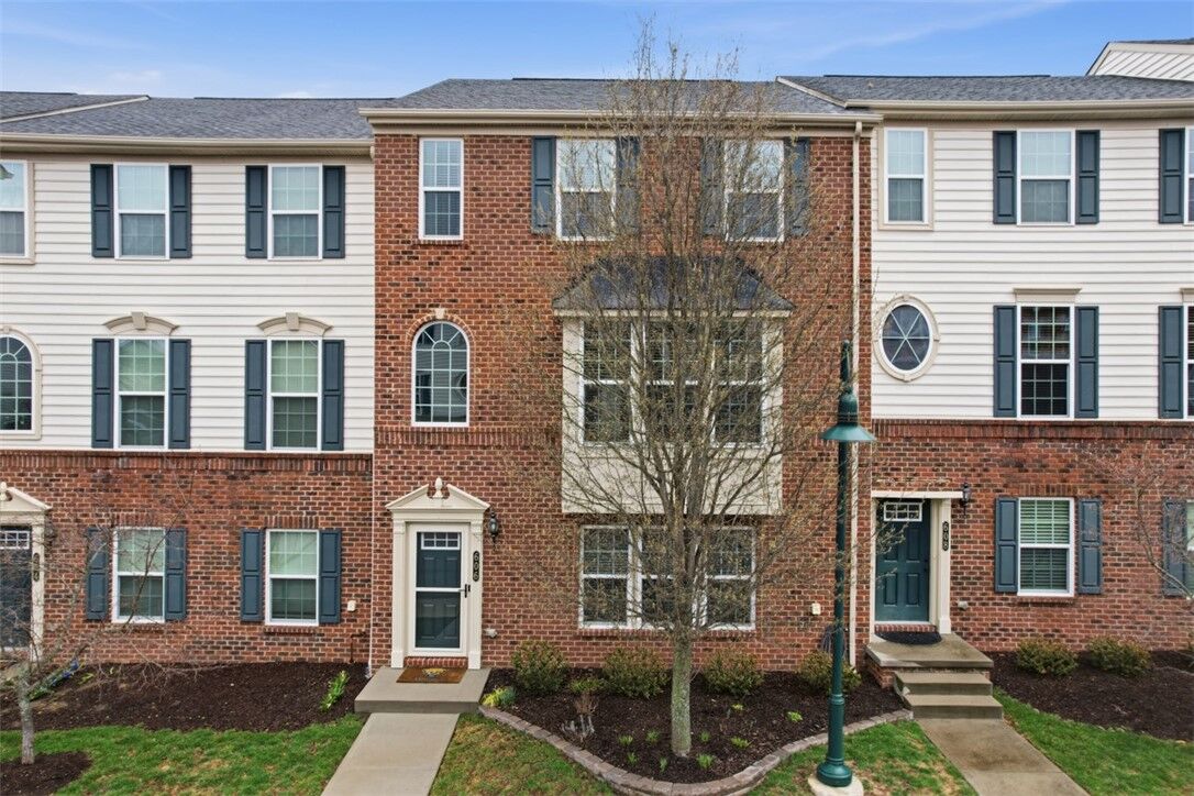 Property Photo:  606 Shelley Lane  PA 15090 
