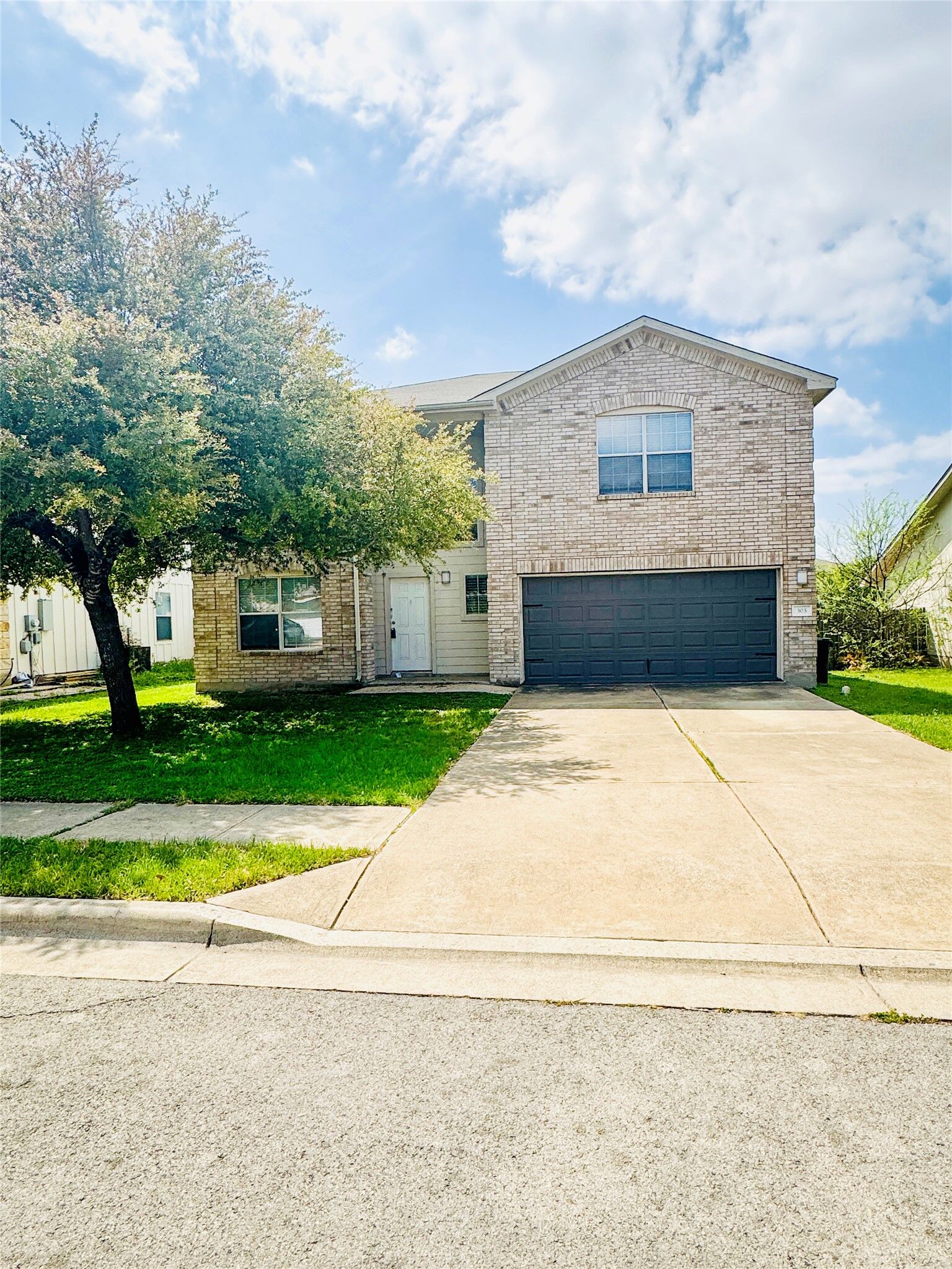 Property Photo:  303 Wegstrom Street  TX 78634 