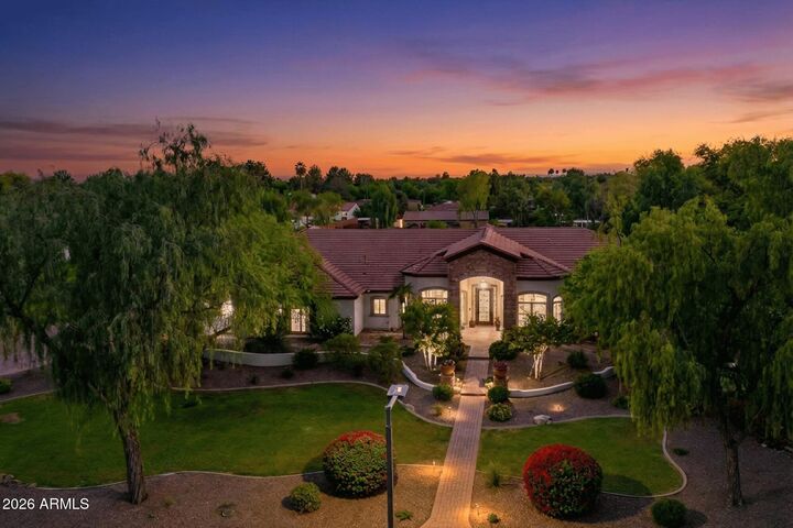 Property Photo: 745 E John Henry Lane AZ 85296