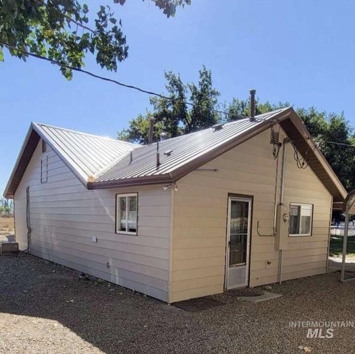 Property Photo:  1920 Sand Hollow Rd  ID 83607 