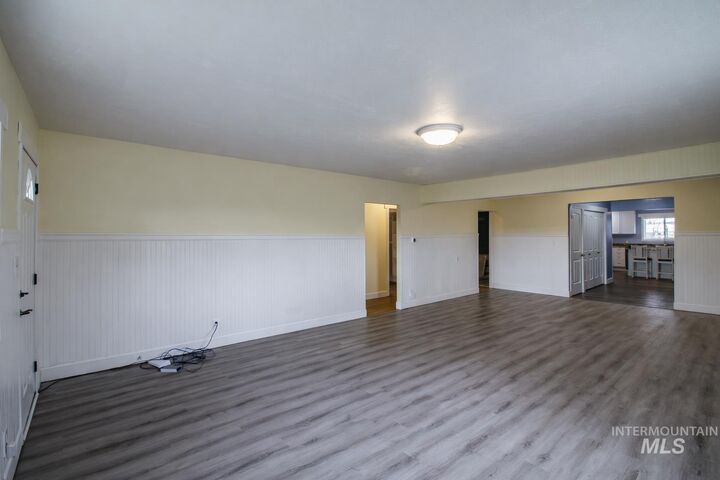 Property Photo:  252 SE Boulevard  ID 83655 