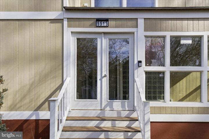 Property Photo: 5515 Westcliff Court VA 22015