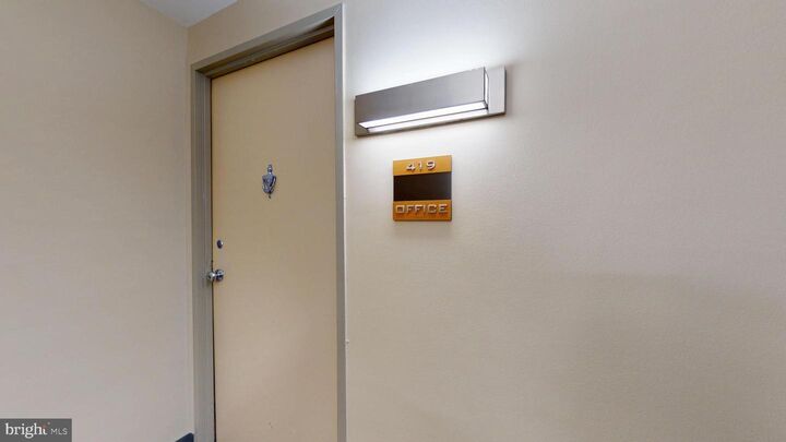 Property Photo:  4600 Duke Street 419 / 420  VA 22304 