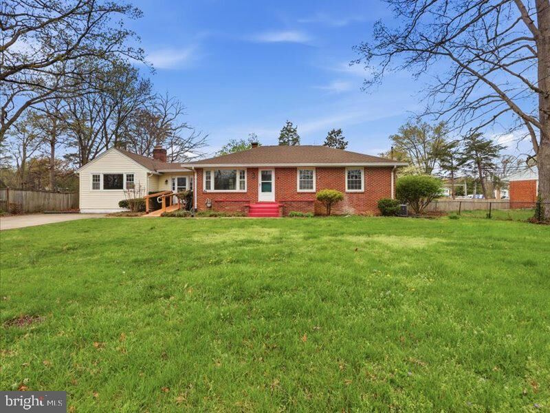 Property Photo:  6404 Inwood Drive  VA 22150 