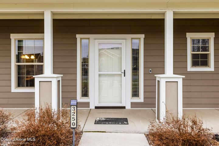 Property Photo:  3250 N Durrow Loop  ID 83854 