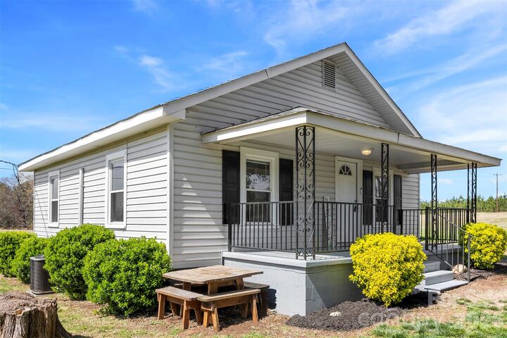 Property Photo: 3687 Ken McEntire Road NC 28090