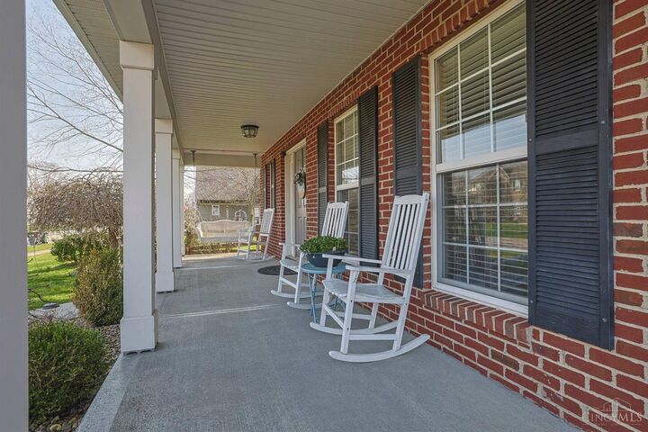 Property Photo:  396 Barney Court  OH 45030 