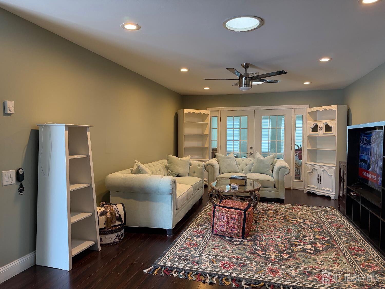 Property Photo:  652 Ardmore Road 652 A  NJ 08831 