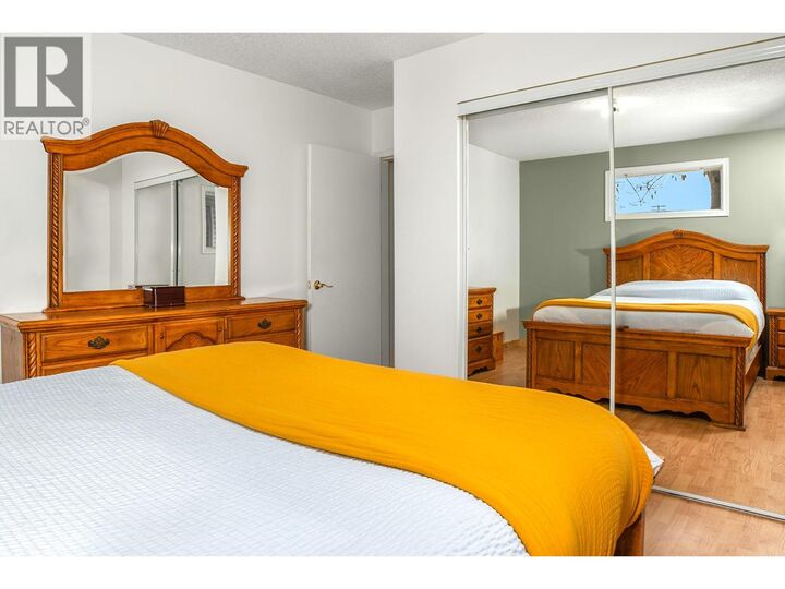 Property Photo: 338 Valleyview Drive BC V0B 1G3