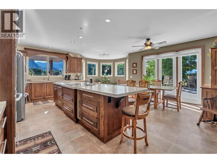 Property Photo: 8705 Road 22 Road BC V0H 1T1