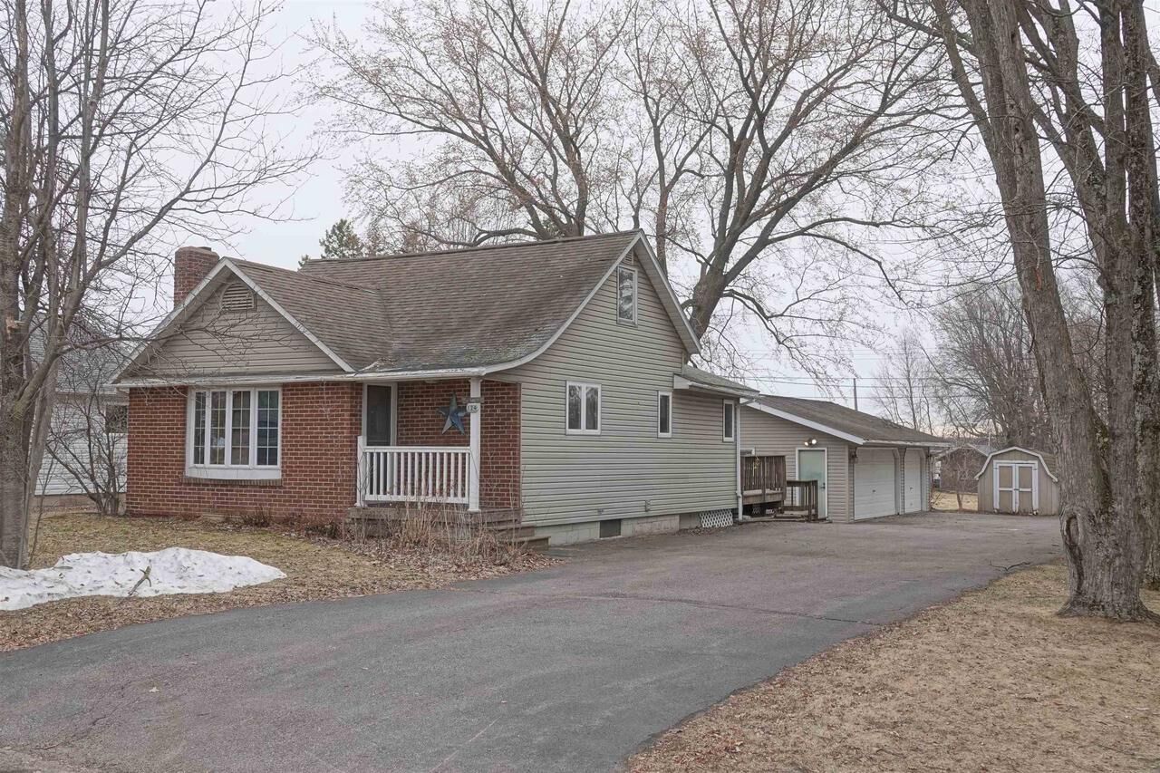 Property Photo:  124 North Lincoln  WI 54480 