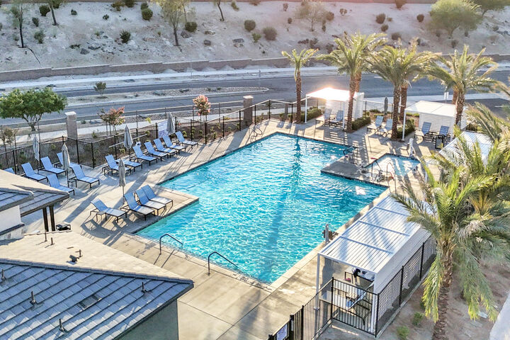 Property Photo: 76284 Yale Way CA 92211