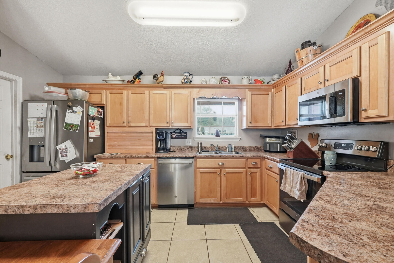 Property Photo:  4237 Melton Road  FL 32583 