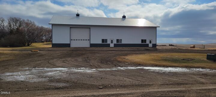 Property Photo: 8221 117th Avenue SE ND 58040