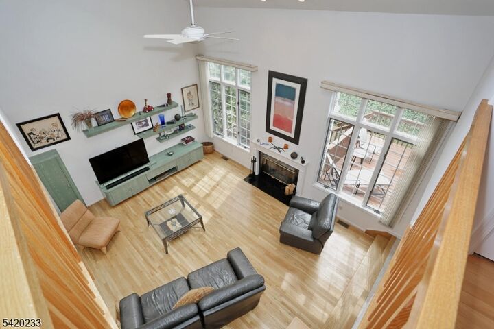 Property Photo:  6 Schill Pl 6  NJ 07642 