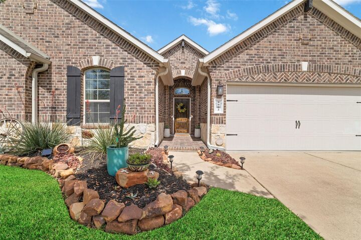 Property Photo:  9902 Indian Rill Court  TX 77375 