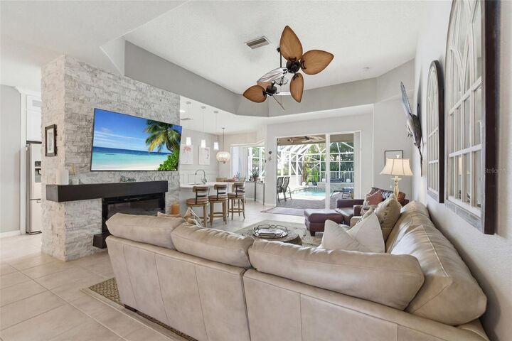 Property Photo:  5 Windward Terrace  FL 33946 