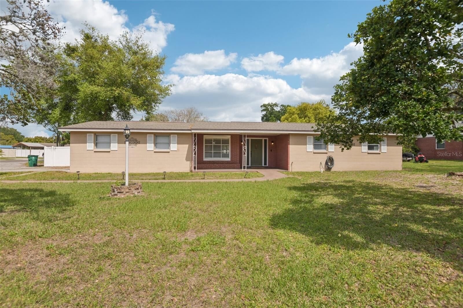 Property Photo: 5942 13th Street FL 33542