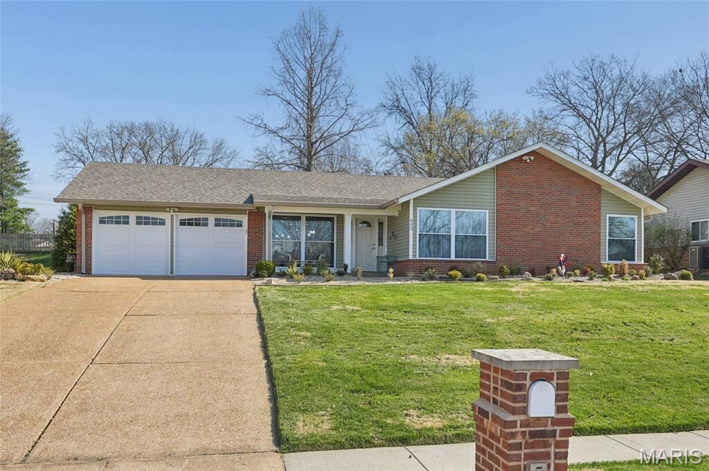 Property Photo:  505 Glenmeadow Drive  MO 63011 