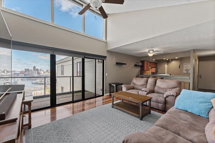 Property Photo:  102 Winding Way  KY 41011 