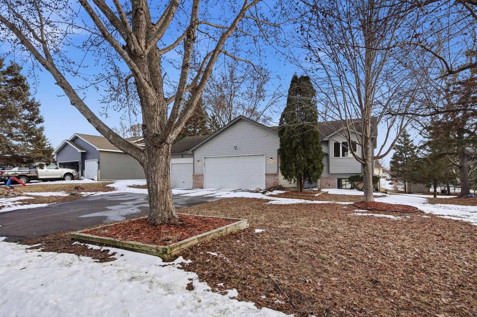 Property Photo:  5212 148th Avenue NW  MN 55303 
