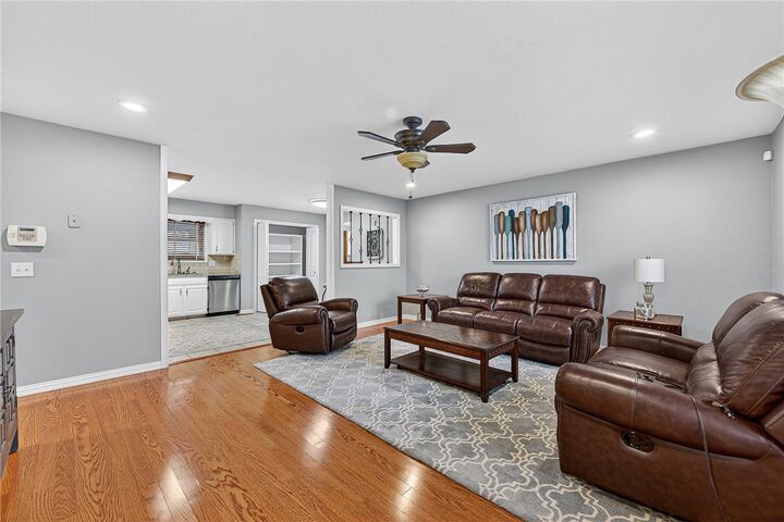 Property Photo:  522 Lee Town Drive  AR 72751 