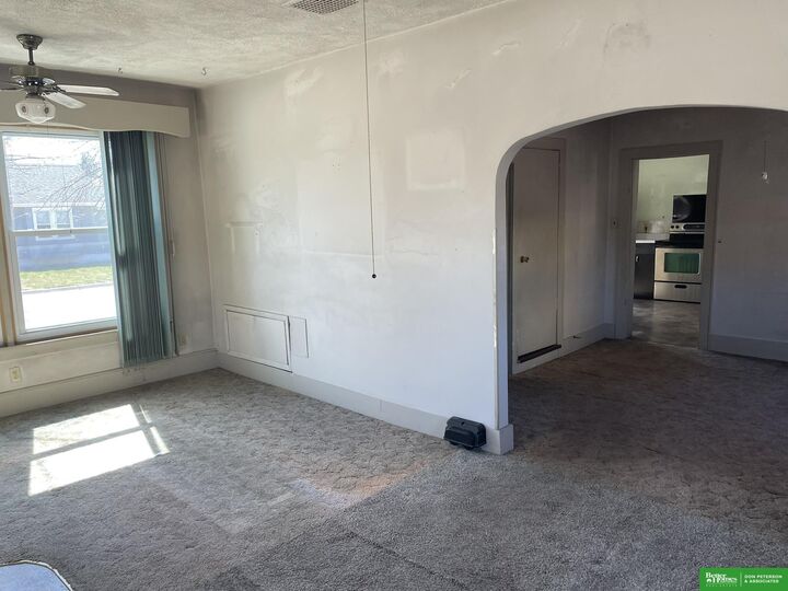 Property Photo:  805 N Hancock Street  NE 68025 