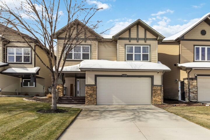 Property Photo: 495 Killdeer Way AB T9K 0R5