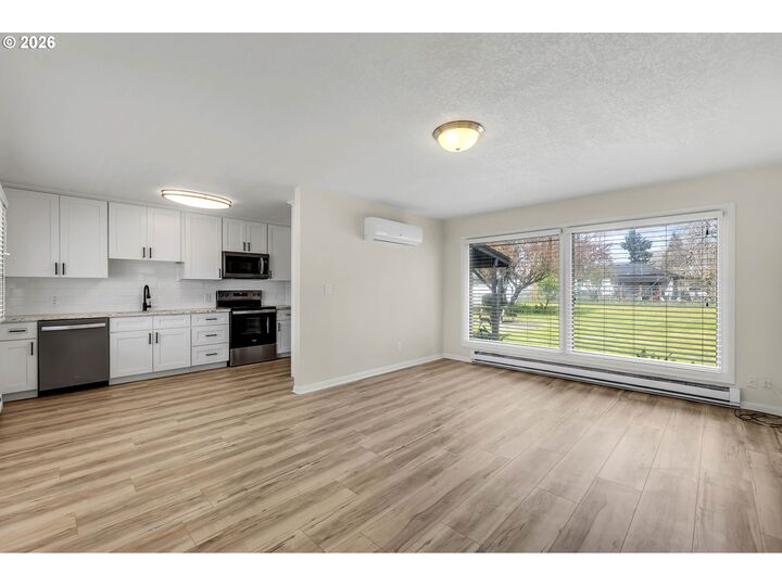 Property Photo: 8924 Boulder Ave WA 98664