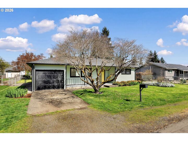 Property Photo: 8924 Boulder Ave WA 98664