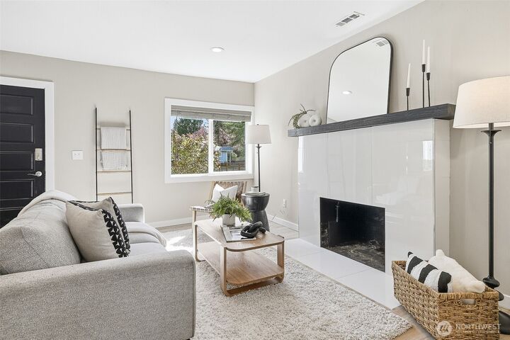 Property Photo:  18824  80th Avenue W  WA 98026 