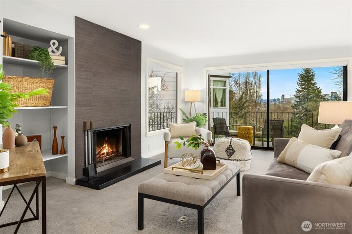 Property Photo: 507 Howe Street A WA 98109